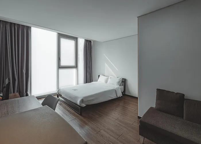 Hotel Brown Sinchon