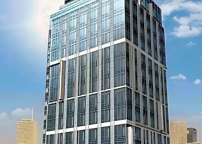 Brown Sinchon Hotel