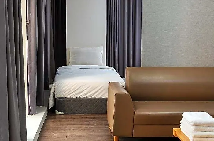 Hotel Brown Sinchon 3*